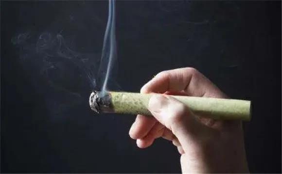 艾灸的順序和注意事項(xiàng)！